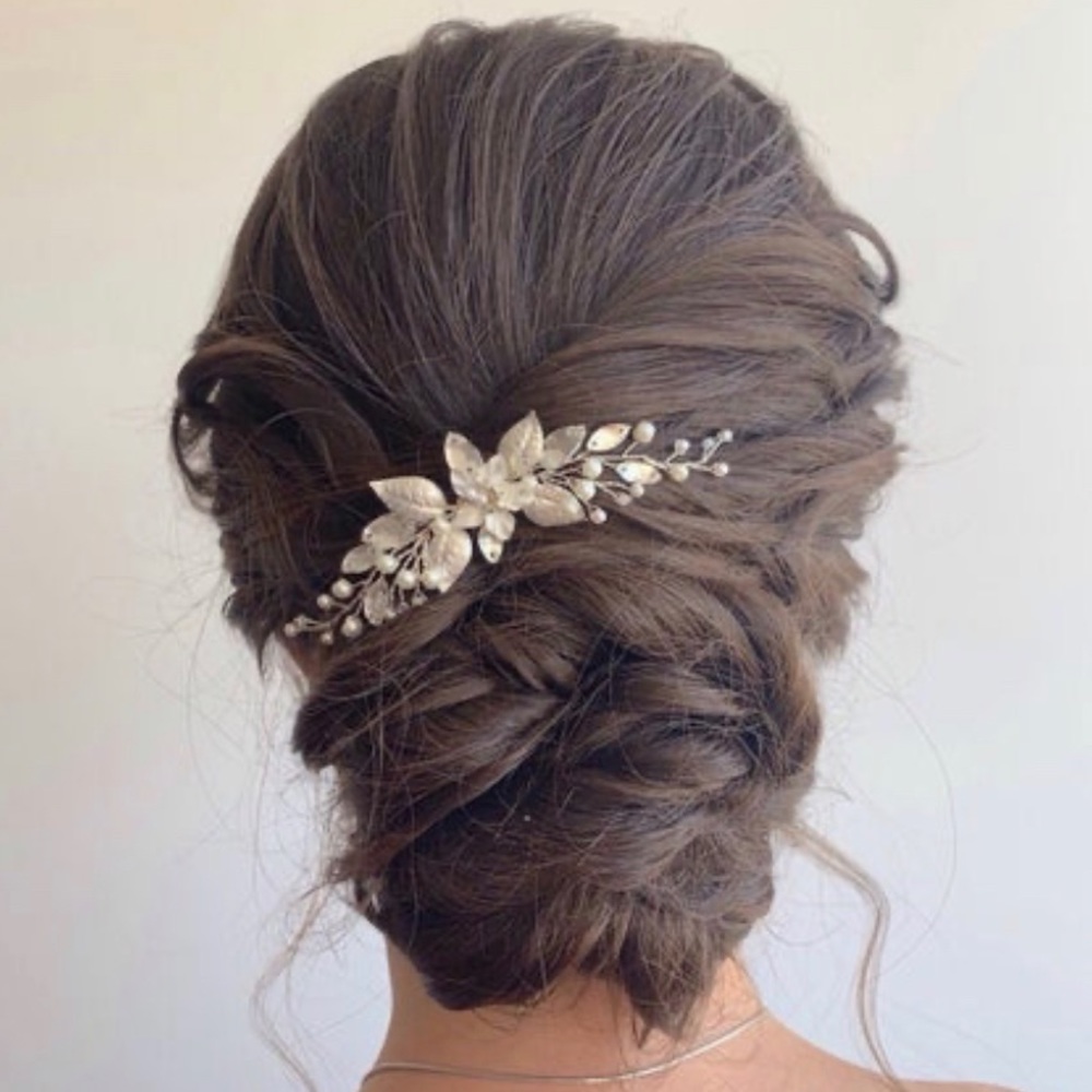 Eoli Bridal Hair Piece
